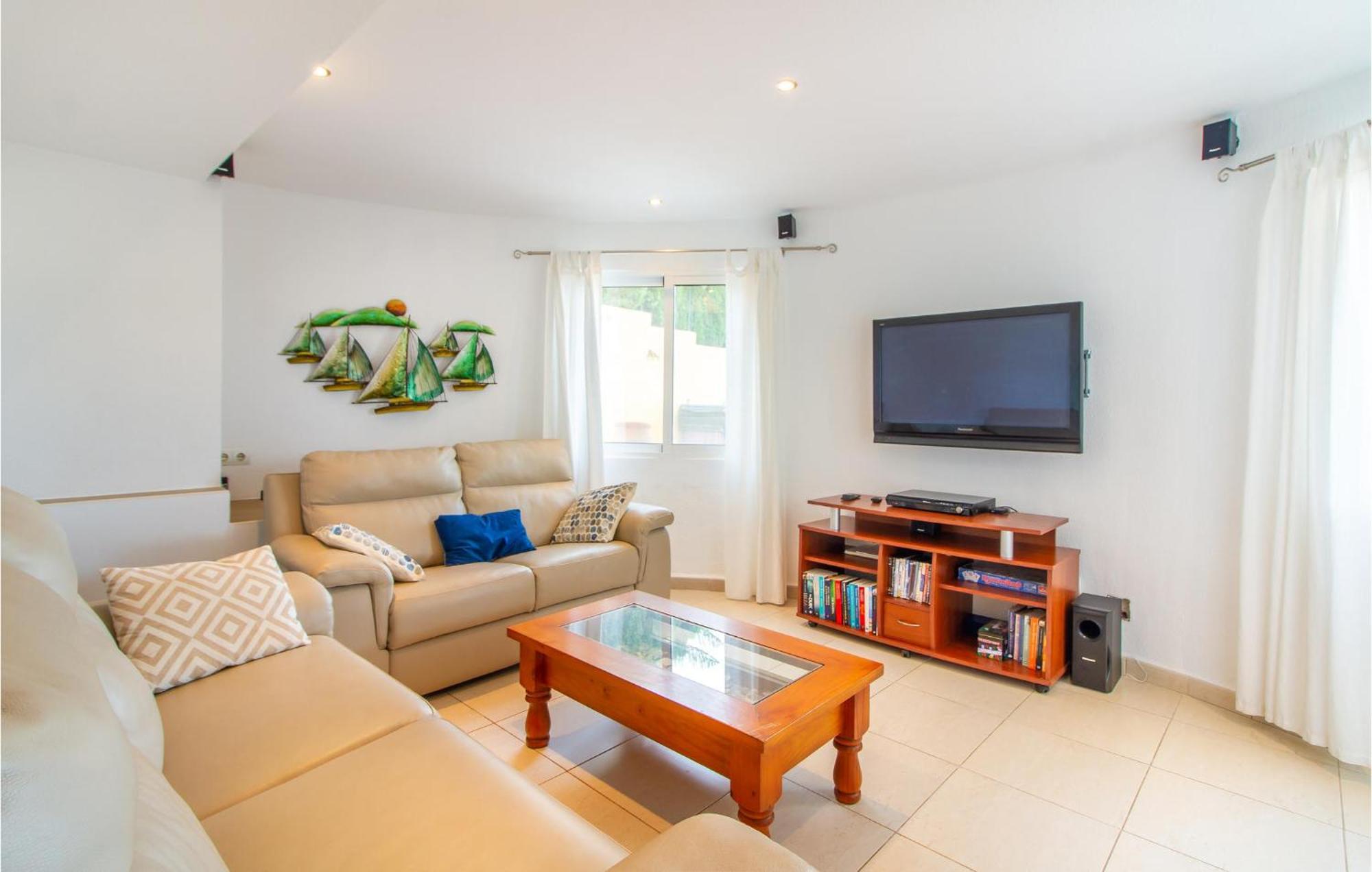 Beautiful Home In Gran Alacant With Kitchen Santa Pola Extérieur photo